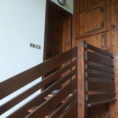 Luxury Attic The Butterfly Courmayeur شقة كورمايور