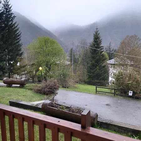 Luxury Attic The Butterfly Courmayeur شقة
